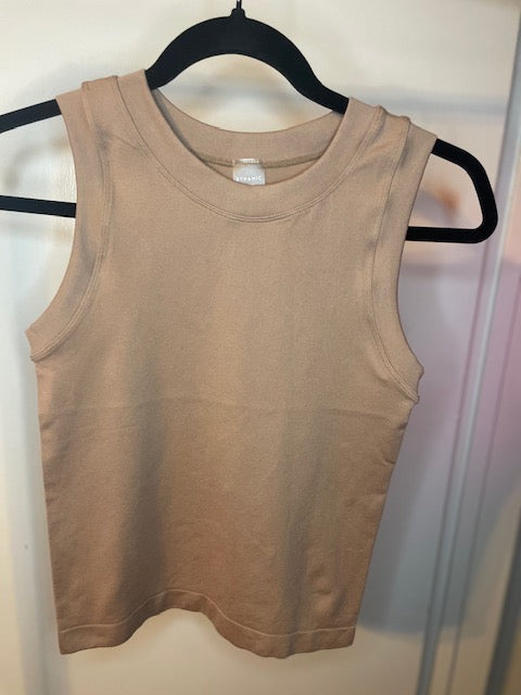 Chelsea Tank Top - 2 Colors